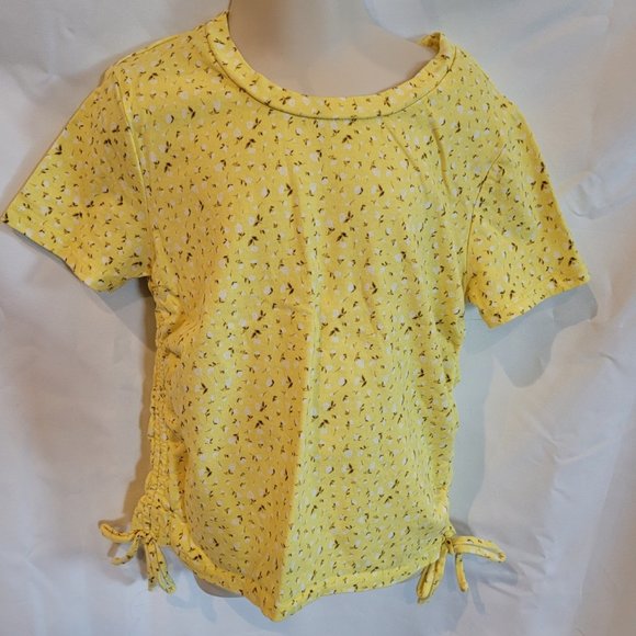 Bundle of Girls Tops And 1 Pair of Leggings - Picture 5 of 9